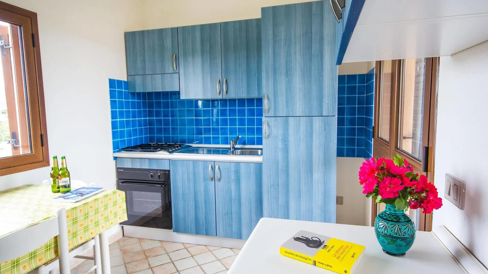 Appartamento Iris Houses San Teodoro